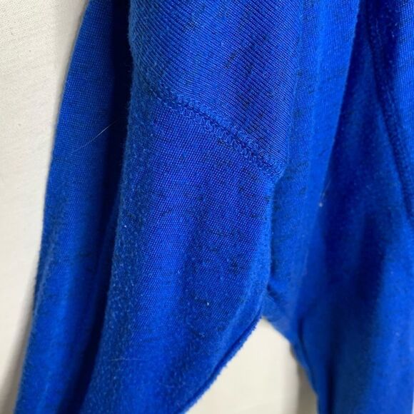 Athleta Twilly Top Macaw Blue Thumb Holes Pilled M - Picture 3 of 8